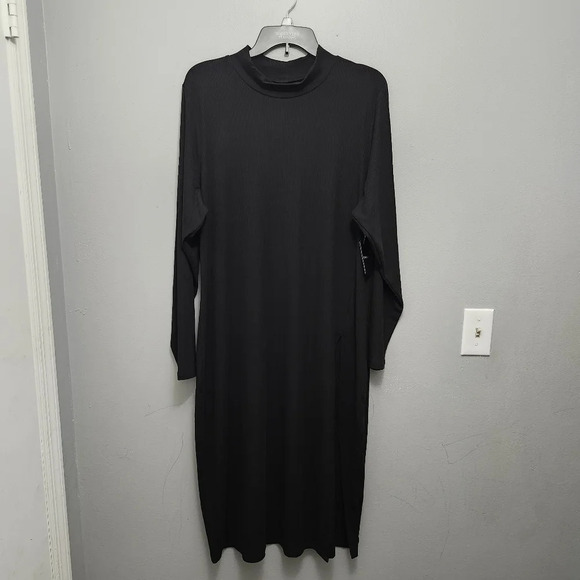 Torrid women's fitted super soft rib knit asymmetrical hem black top siz… - Picture 1 of 7